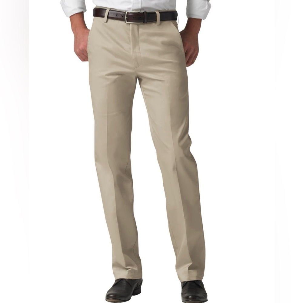 Dockers D1 men’s khaki long pants size 30/32